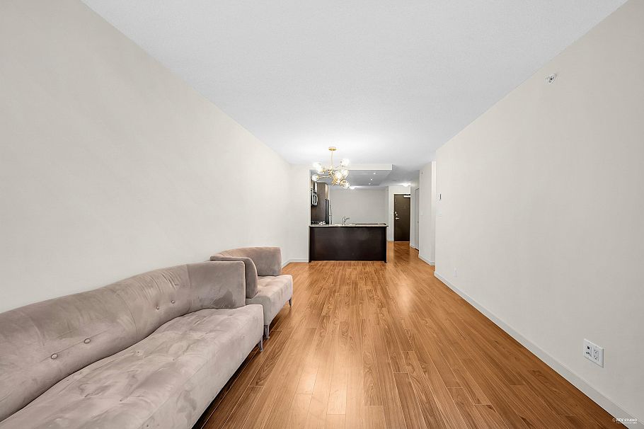 609 3111 Corvette Way Richmond, BC - 17