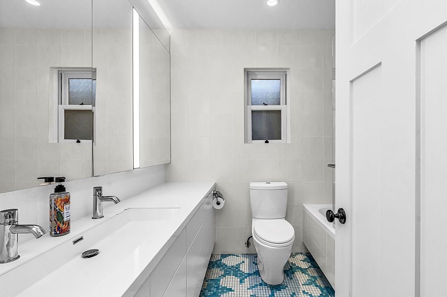 1747 Balaclava Street Vancouver, BC - 17