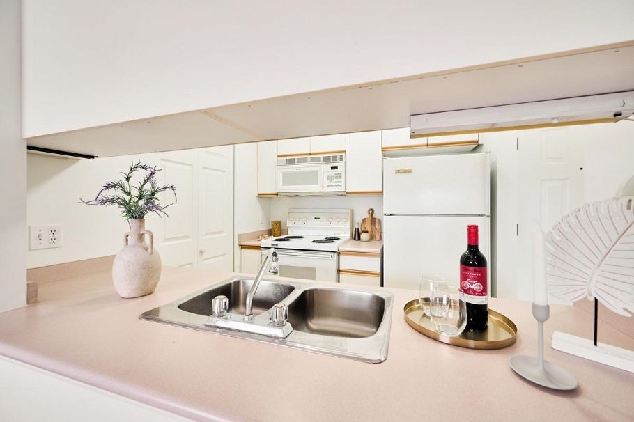 11 1328 W 73rd Avenue Vancouver, BC - 5