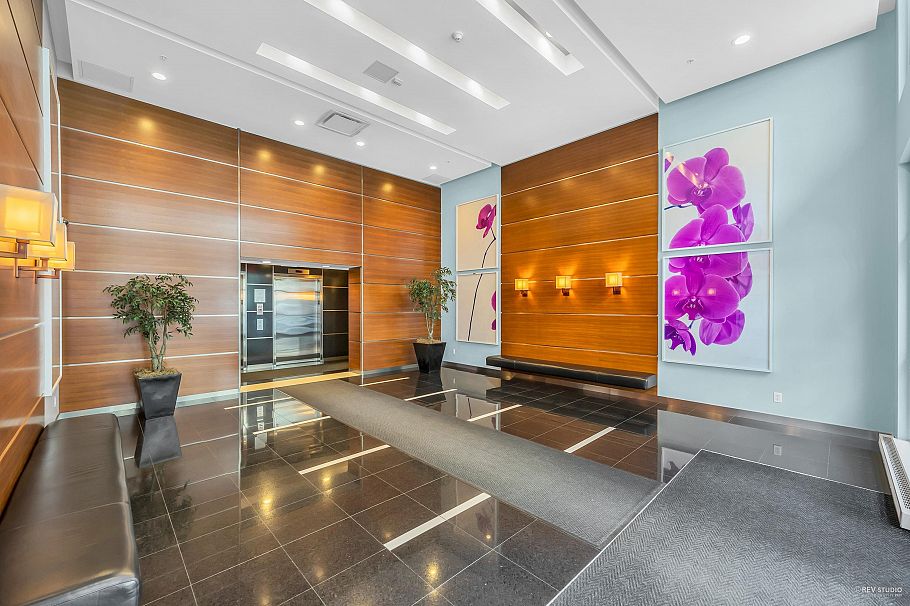 609 3111 Corvette Way Richmond, BC - 2