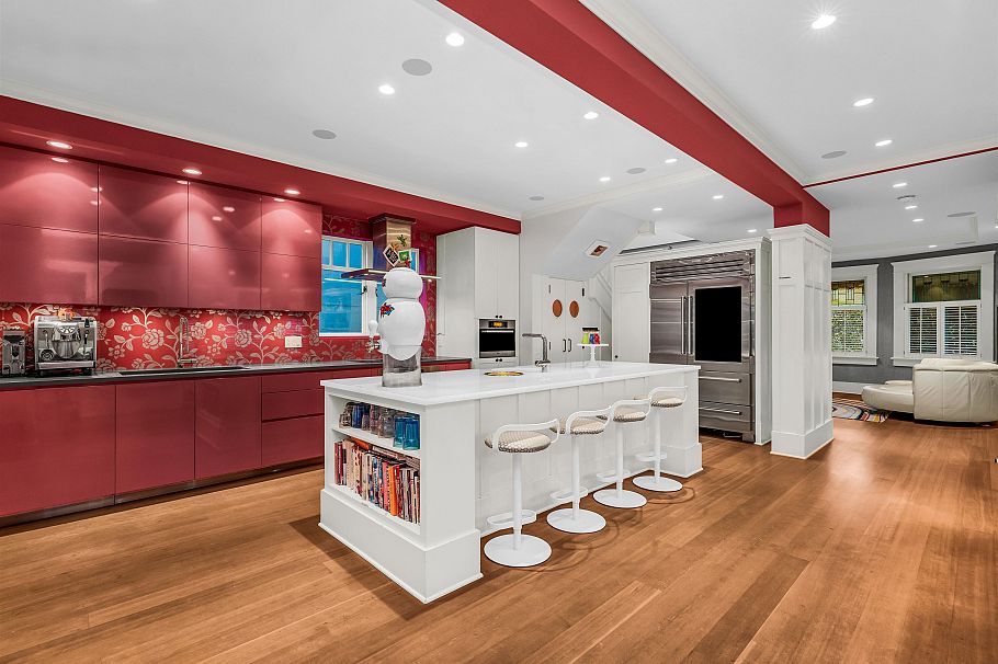 1747 Balaclava Street Vancouver, BC - 3