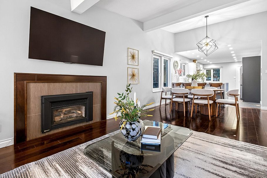 1614 Lynn Valley Road North Vancouver, BC - 7