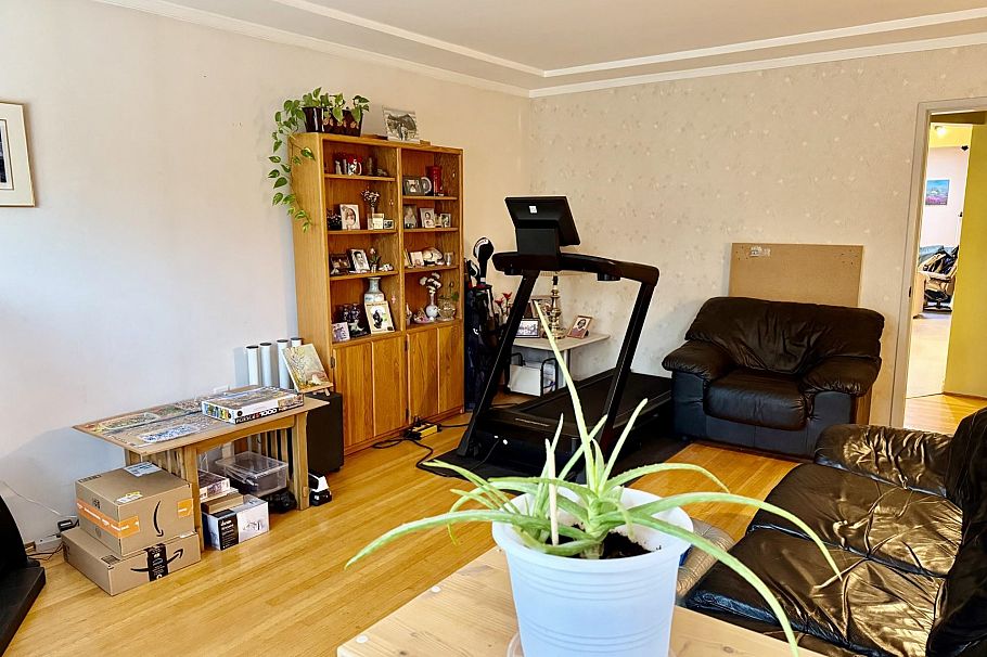 1245 E 51st Avenue Vancouver, BC - 2