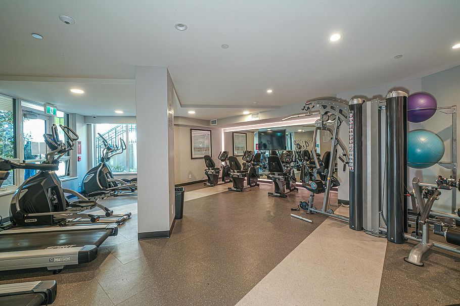 201 3533 Ross Drive Vancouver, BC - 26