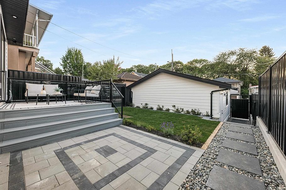 2 4855 Dumfries Street Vancouver, BC - 21