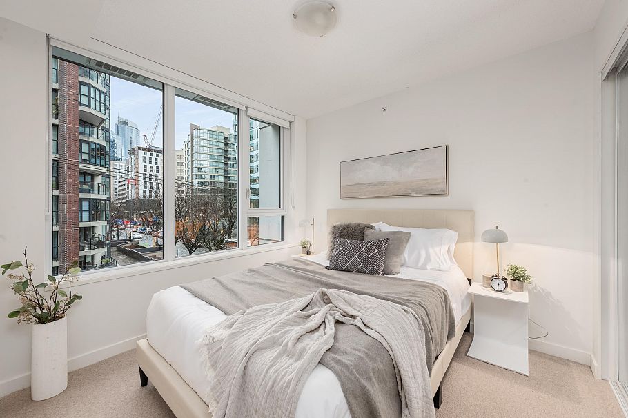 604 1009 Harwood Street Vancouver, BC - 11
