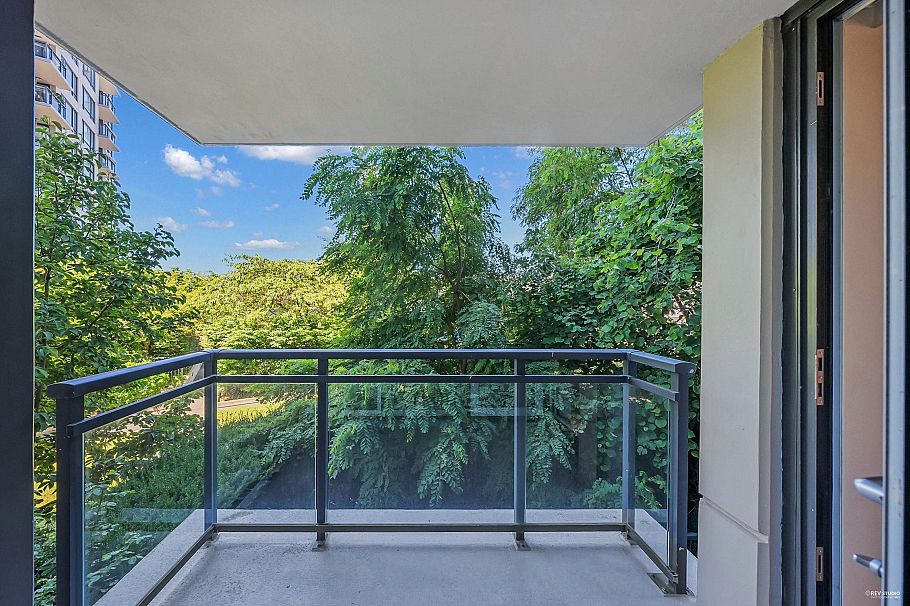 609 3111 Corvette Way Richmond, BC - 29