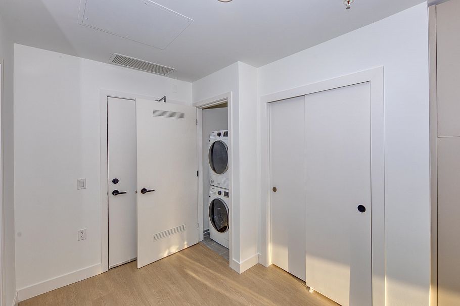 358 422 E 3rd Street North Vancouver, BC - 22