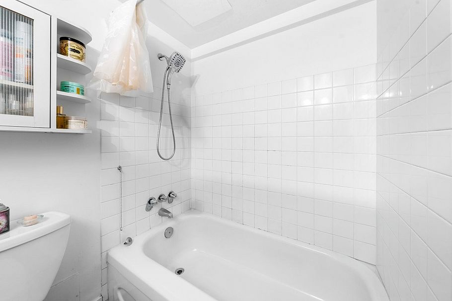 706 145 St. Georges Avenue North Vancouver, BC - 14