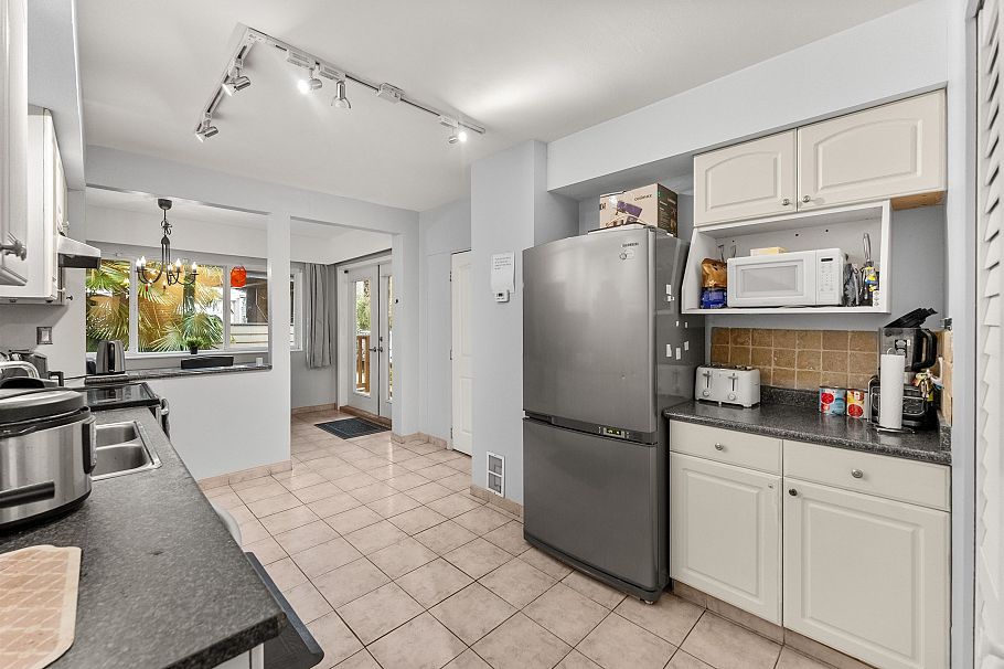 2574 Cornwall Avenue Vancouver, BC - 19