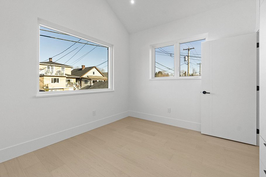 1947 13th Avenue Vancouver, BC - 9