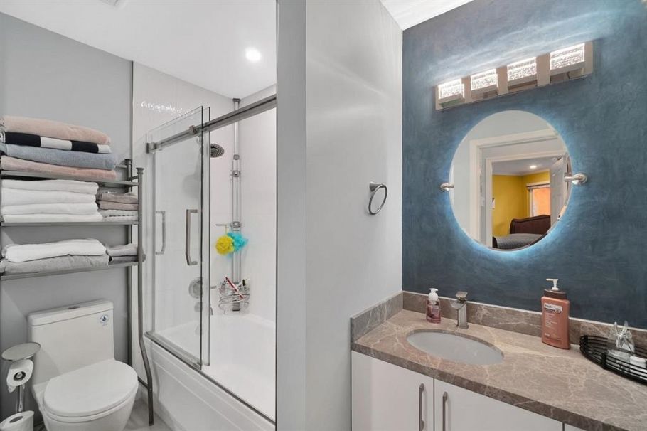 306 630 Roche Point Drive North Vancouver, BC - 23