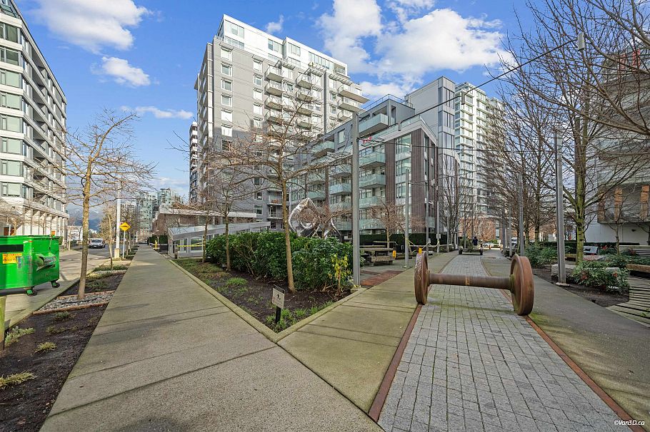 316 1661 Quebec Street Vancouver, BC - 24