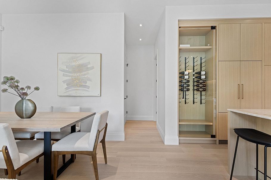 1 1243 E 27th Avenue Vancouver, BC - 9