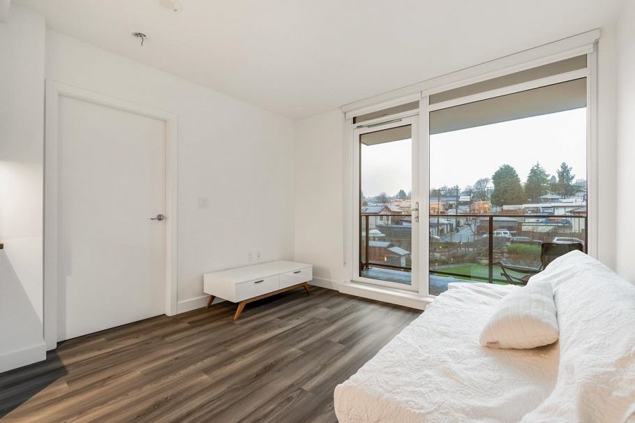 316 8181 Chester Street Vancouver, BC - 8