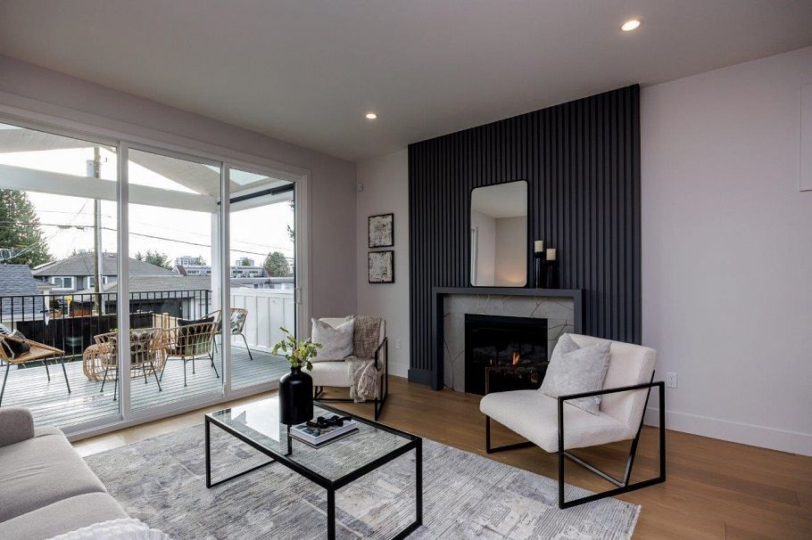 229 E 22nd Street North Vancouver, BC - 24