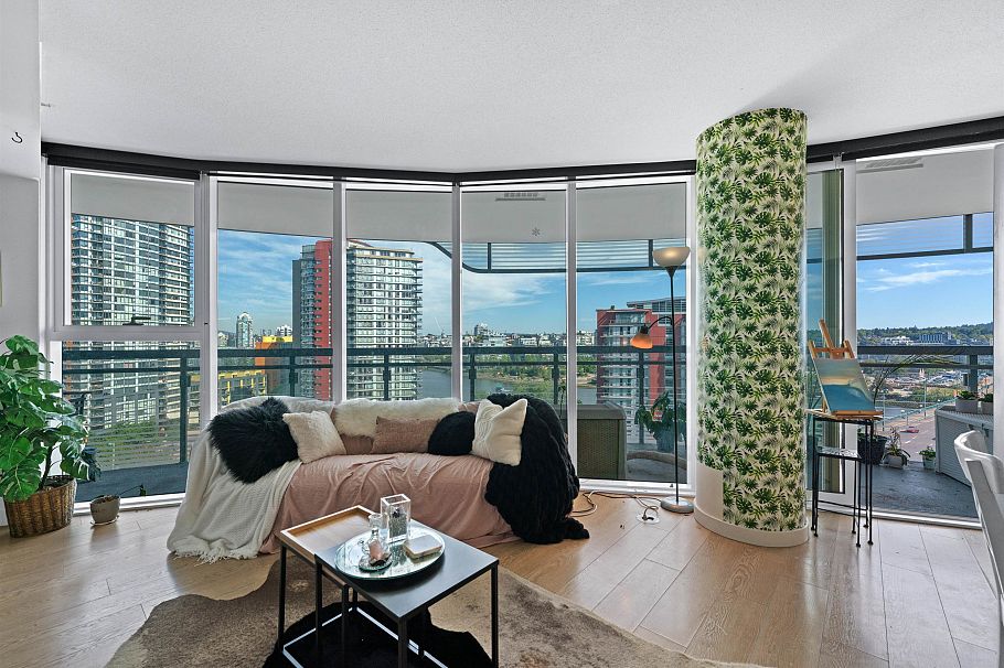 1284 87 Nelson Street Vancouver, BC - 8