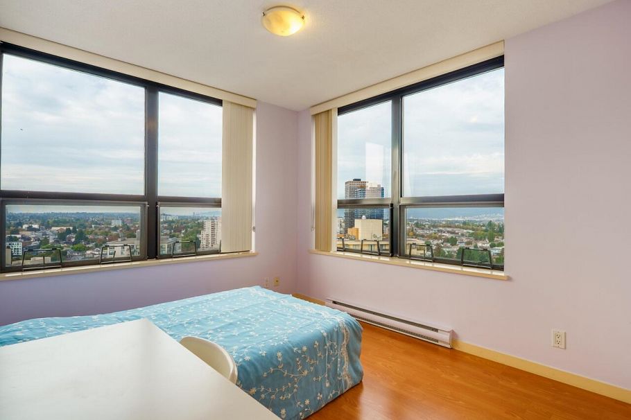 2409 3663 Crowley Drive Vancouver, BC - 16