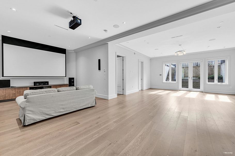 2328 Mcbain Avenue Vancouver, BC - 28