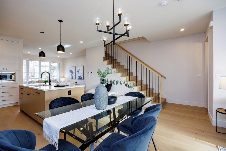 229 E 22nd Street North Vancouver, BC - 16