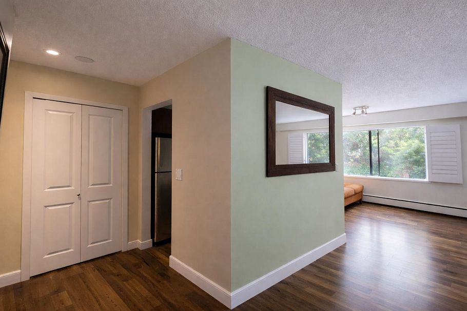 111 2330 Maple Street Vancouver, BC - 3