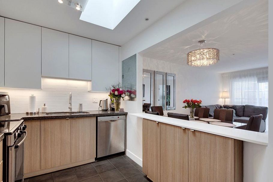 411 108 W Esplanade Avenue North Vancouver, BC - 12