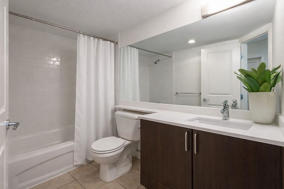 111 2330 Maple Street Vancouver, BC - 15