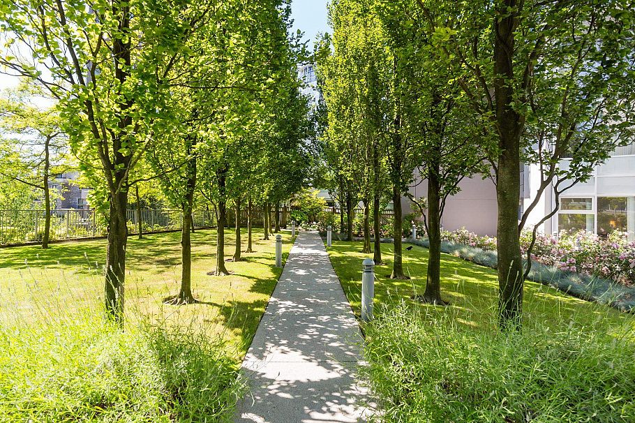 2201 1408 Strathmore Mews Vancouver, BC - 11