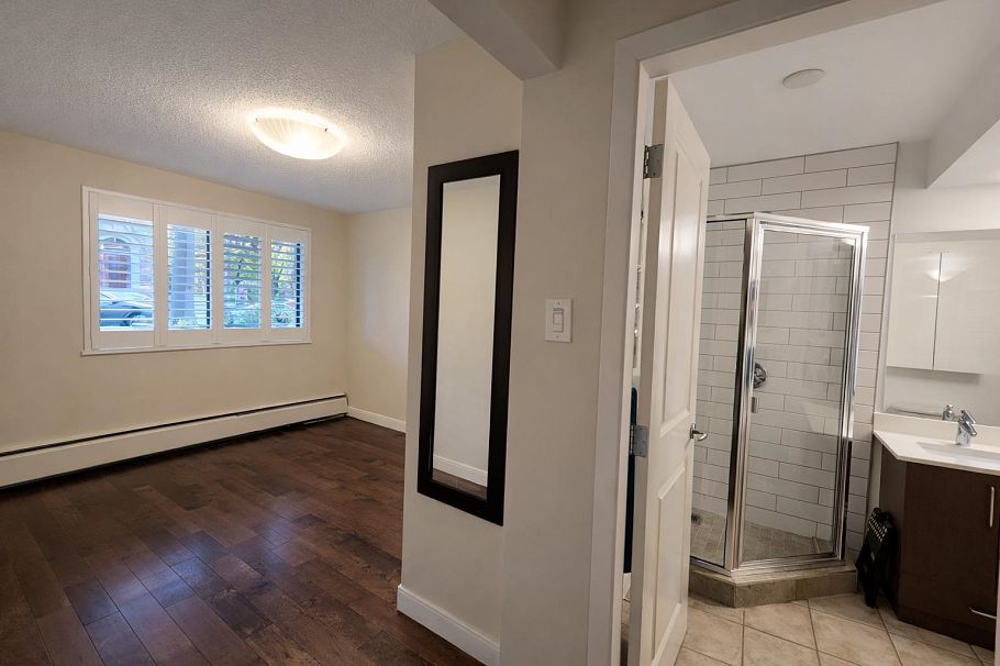 111 2330 Maple Street Vancouver, BC - 6