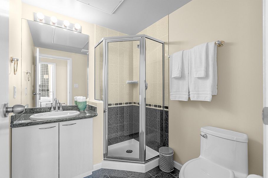 2702 1166 Melville Street Vancouver, BC - 17