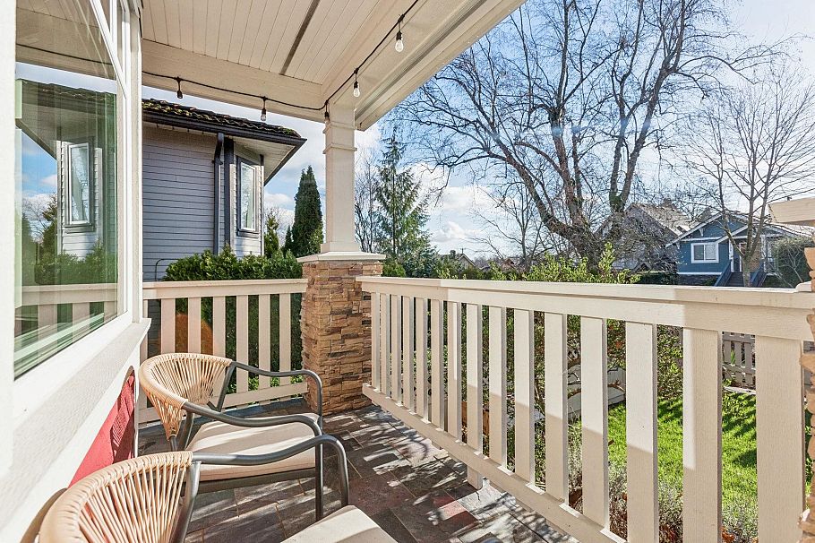 2163 Napier Street Vancouver, BC - 3