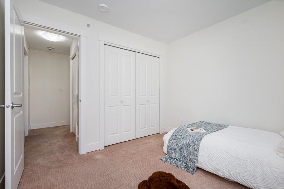 12 4033 Dominion Street Burnaby, BC - 25