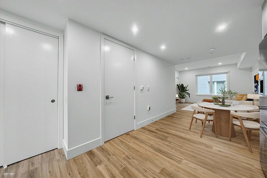 202 2075 E 1st Avenue Vancouver, BC - 16