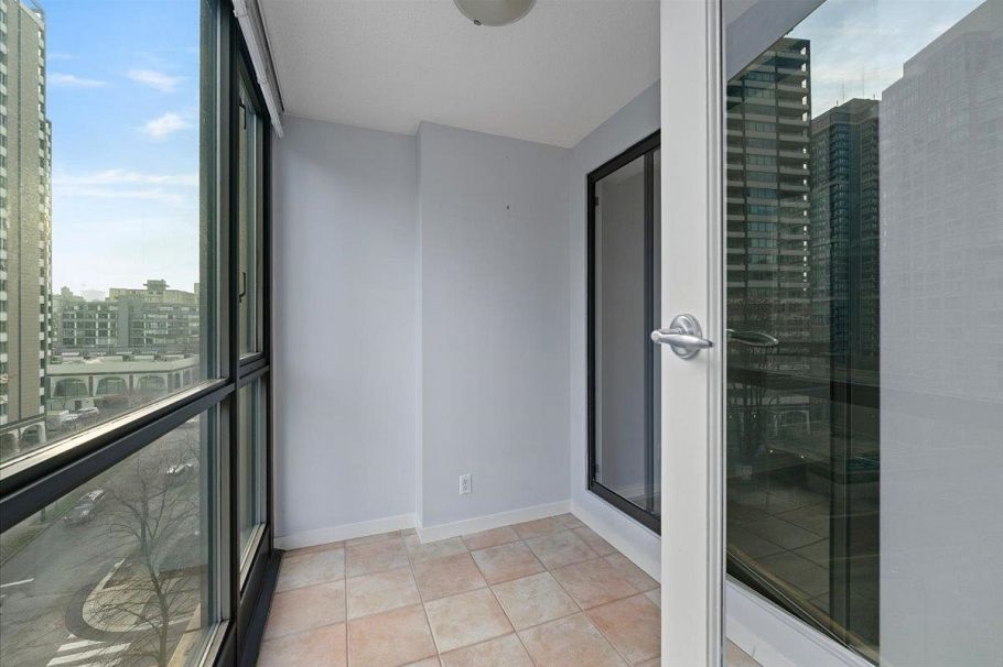 901 1331 Alberni Street Vancouver, BC - 24