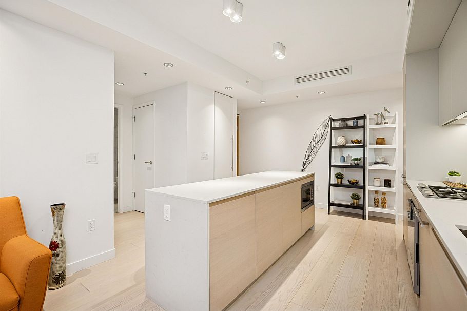 3801 1289 Hornby Street Vancouver, BC - 12