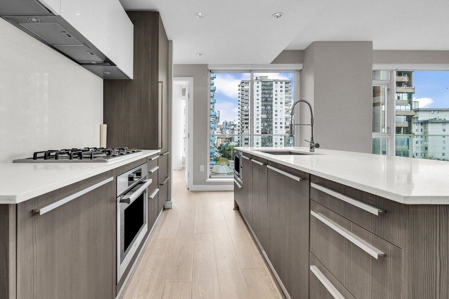 905 1221 Bidwell Street Vancouver, BC - 6