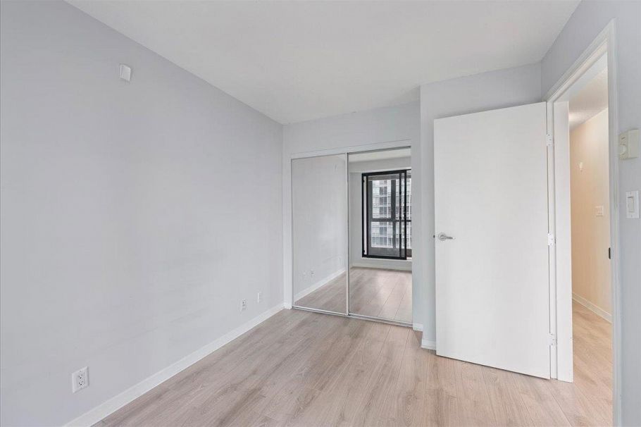 901 1331 Alberni Street Vancouver, BC - 17