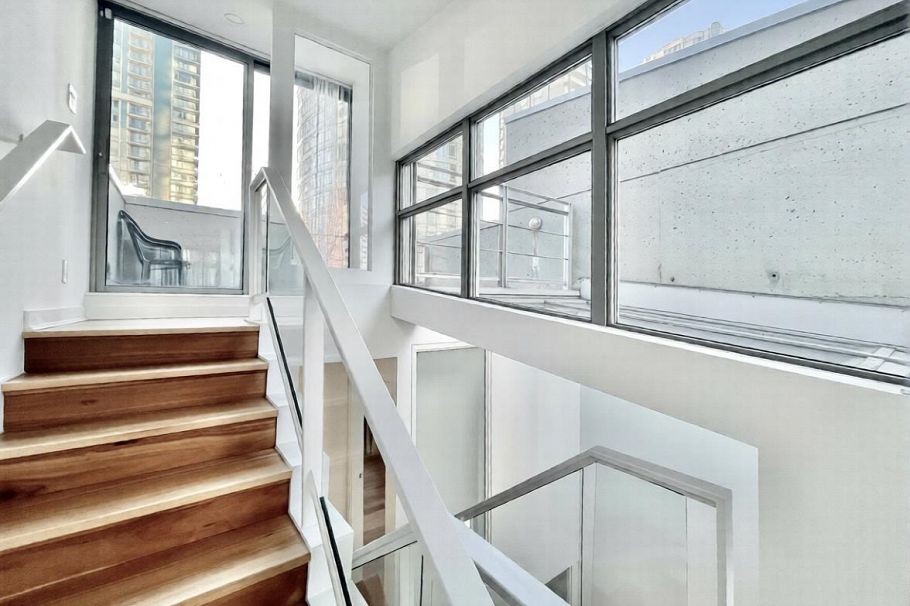 1235 Alberni Street Vancouver, BC - 20