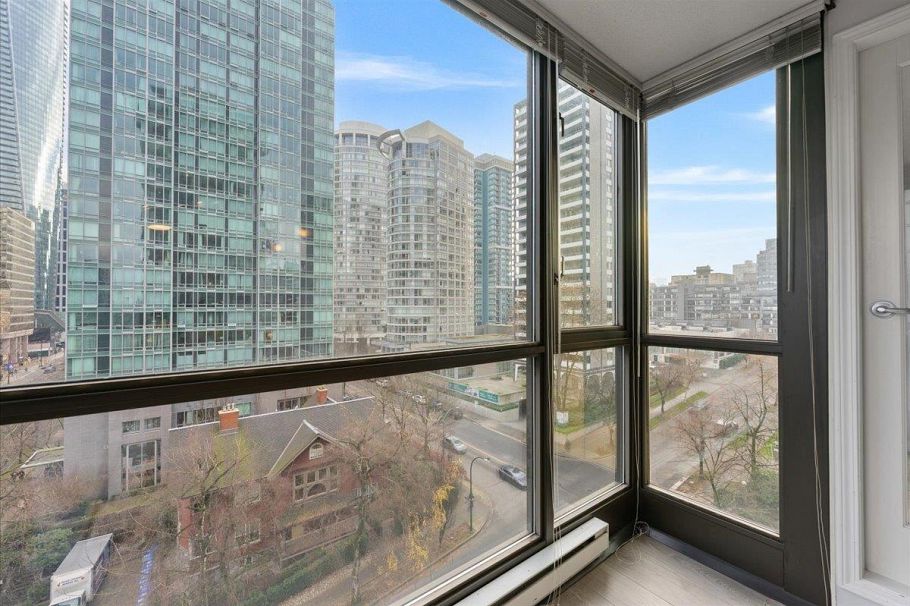 901 1331 Alberni Street Vancouver, BC - 23