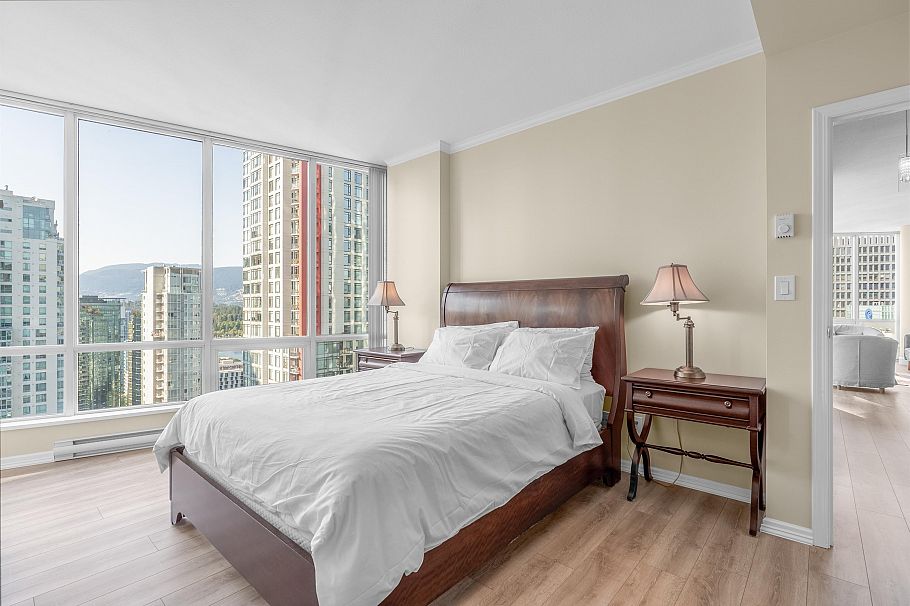 2702 1166 Melville Street Vancouver, BC - 18