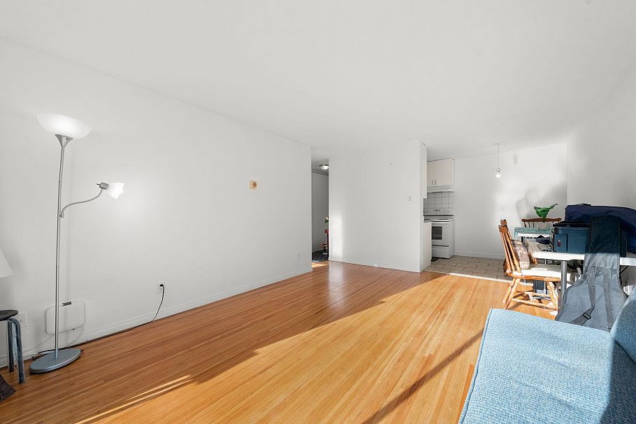 3 135 W 21st Street North Vancouver, BC - 5