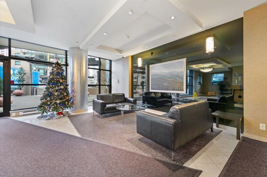 901 1331 Alberni Street Vancouver, BC - 4