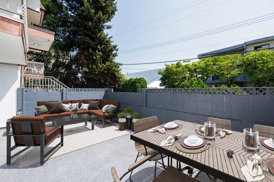 3 135 W 21st Street North Vancouver, BC - 1