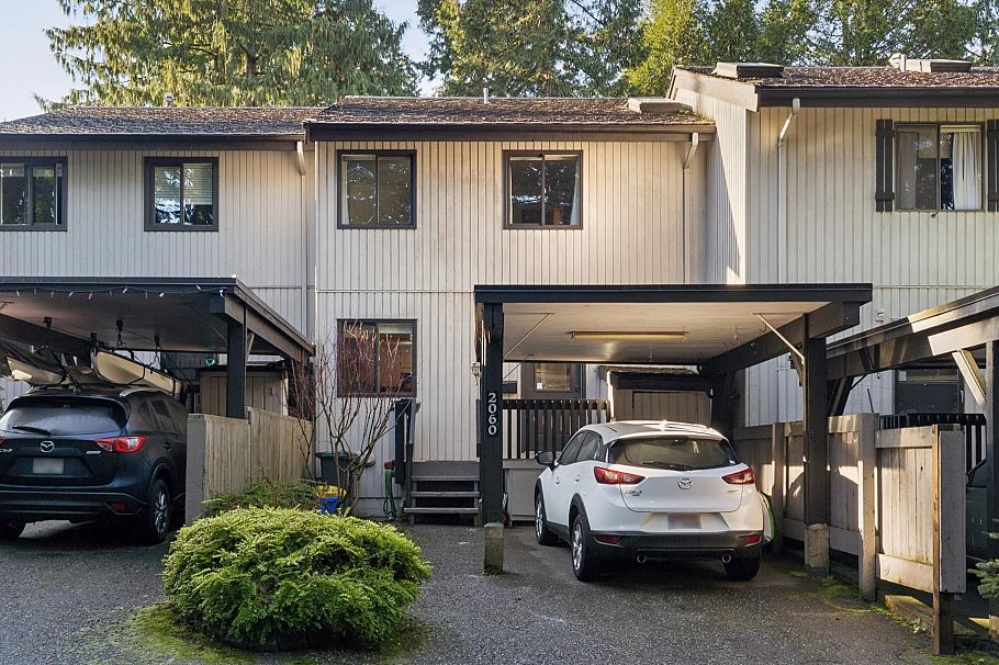 2060 Deep Cove Crescent North Vancouver, BC - 30
