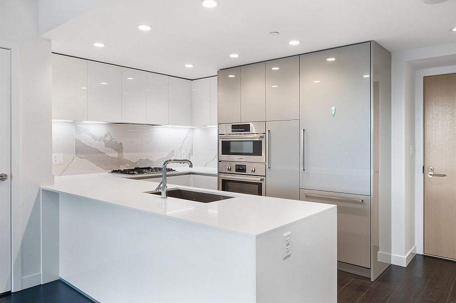 507 2085 Skyline Court Burnaby, BC - 5