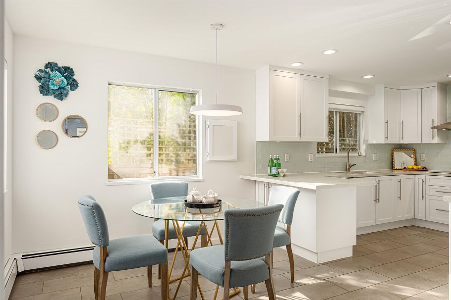 3330 W 21st Avenue Vancouver, BC - 10