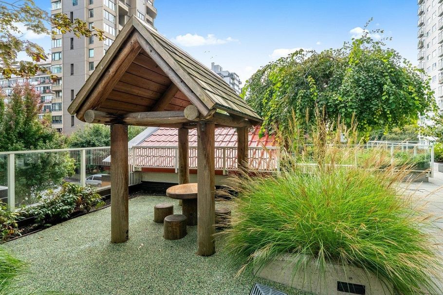 905 1221 Bidwell Street Vancouver, BC - 34