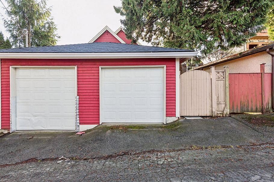 2163 Napier Street Vancouver, BC - 26