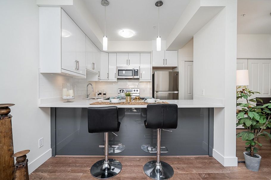 12 4033 Dominion Street Burnaby, BC - 11