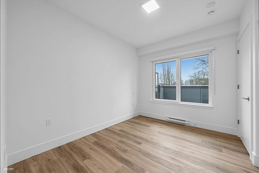 202 2075 E 1st Avenue Vancouver, BC - 21